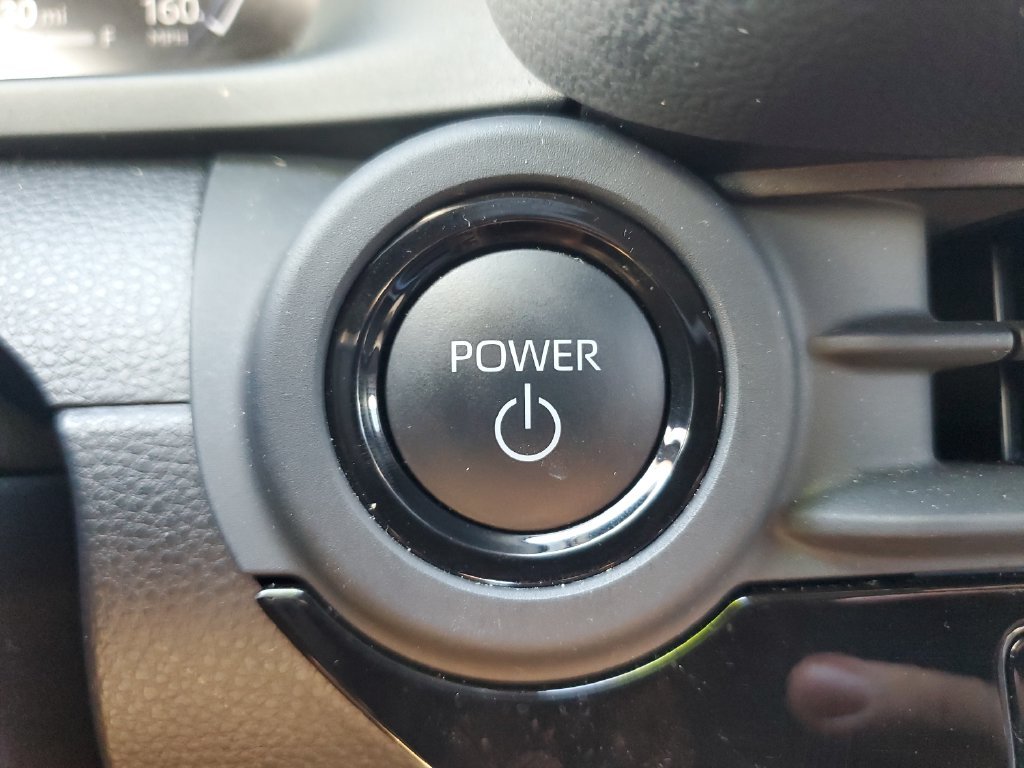 Used 2025 White Toyota XLE image 22