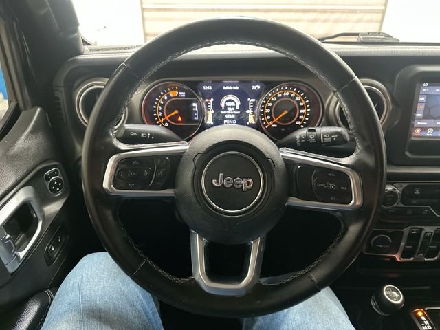 Used 2020 Black Jeep Unlimited Sahara image 12