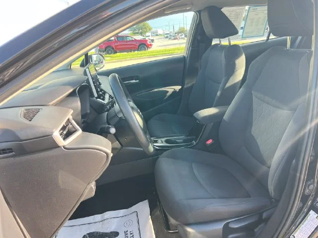 Used 2020 Black Toyota LE image 37