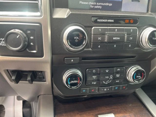 Used 2017 Shadow Black Ford Platinum image 23