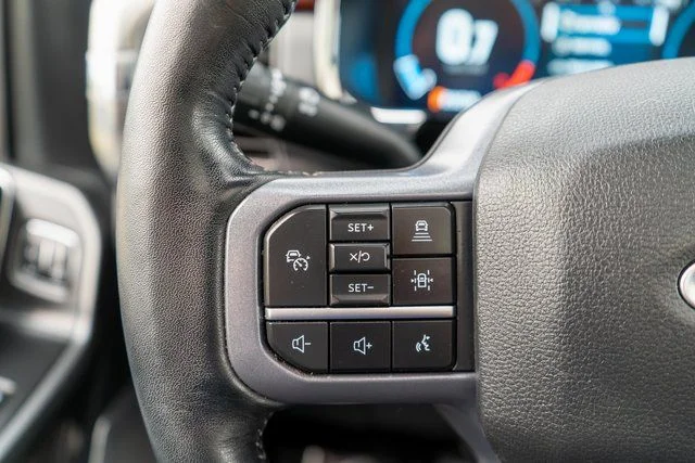 Used 2023 Black Ford Lariat image 27