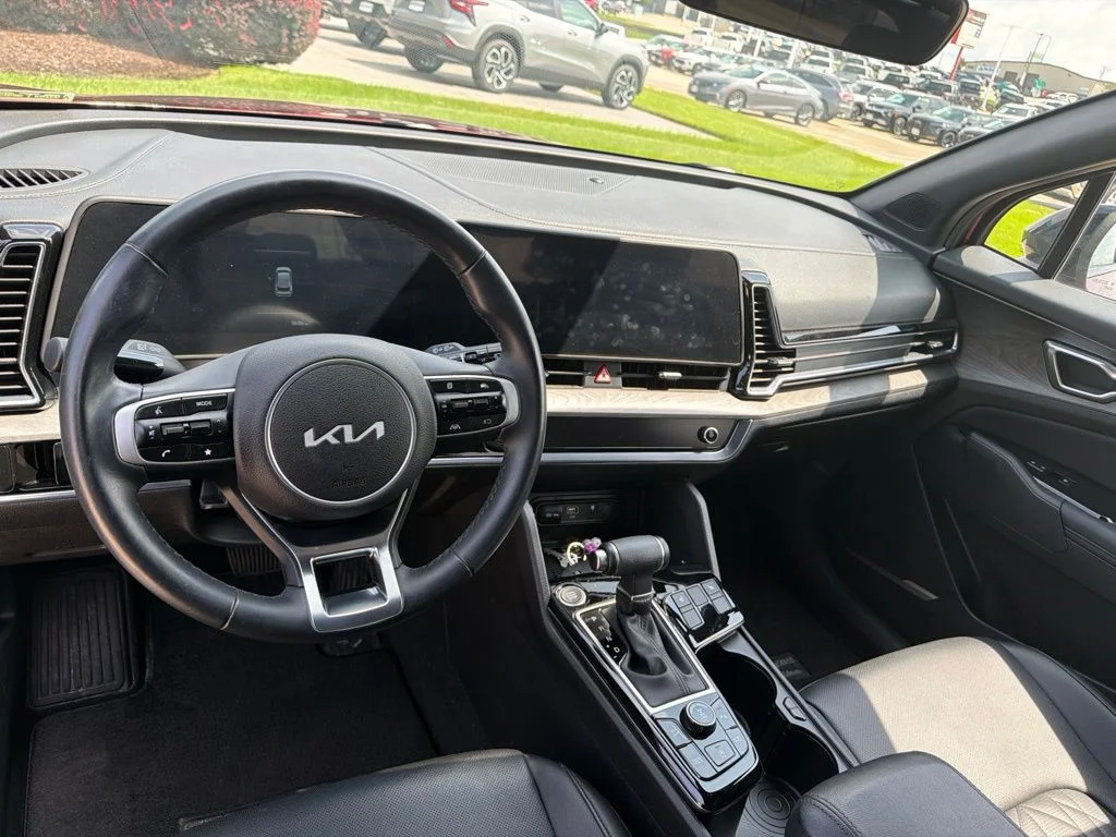 Certified Used 2025 Red Kia X-Line image 7