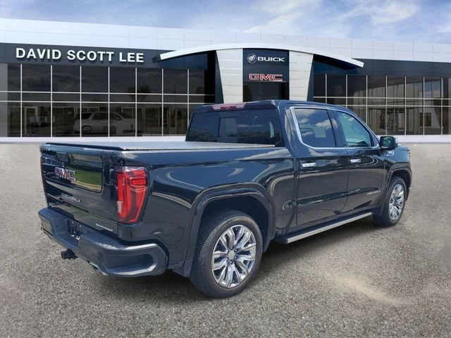 Used 2024 Onyx Black GMC Denali image 4
