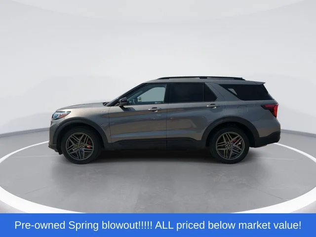 Used 2025 Gray Ford ST-Line image 5