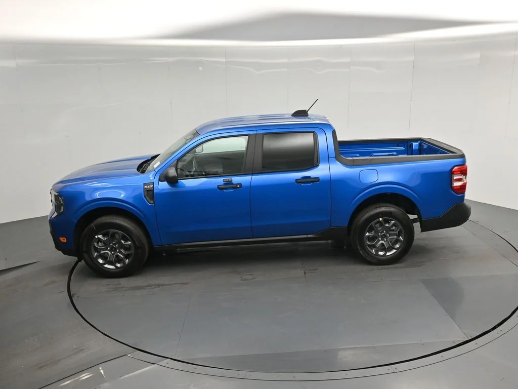 New 2026 Velocity Blue Ford XLT image 40