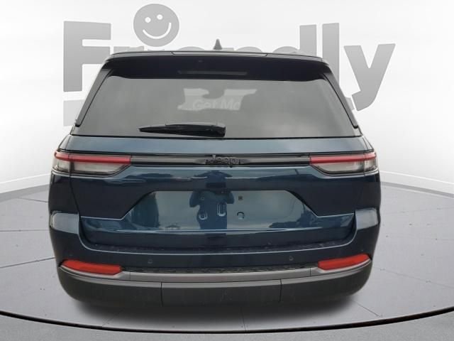New 2027 Fathom Blue Pearl-Coat Paint Jeep Limited image 4