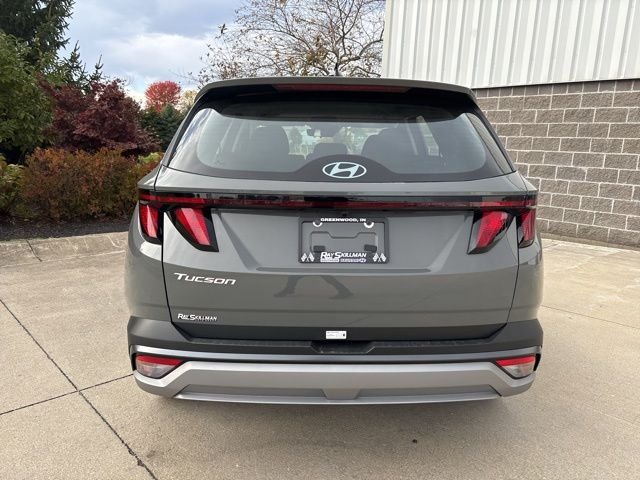 New 2026 Hampton Gray Hyundai SE image 7