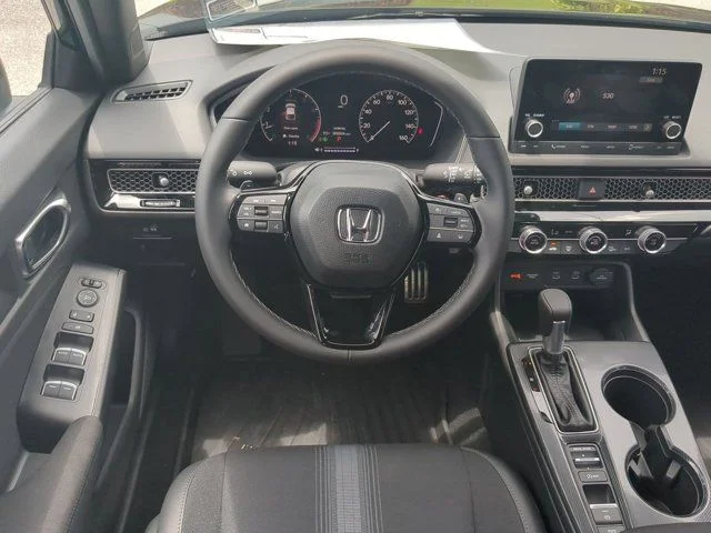 2026 Honda Civic Hatchback Sport - Photo 14