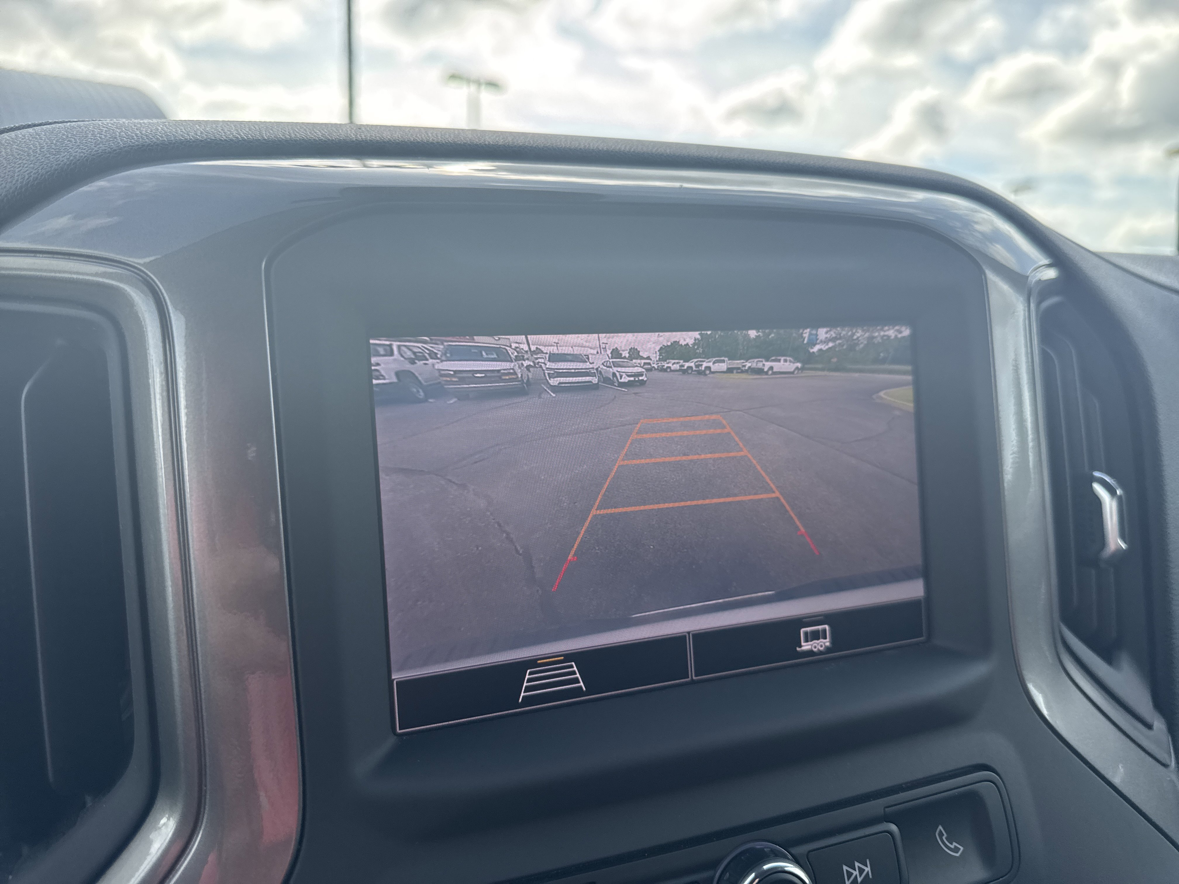 Used 2025 Summit White Chevrolet WT image 21