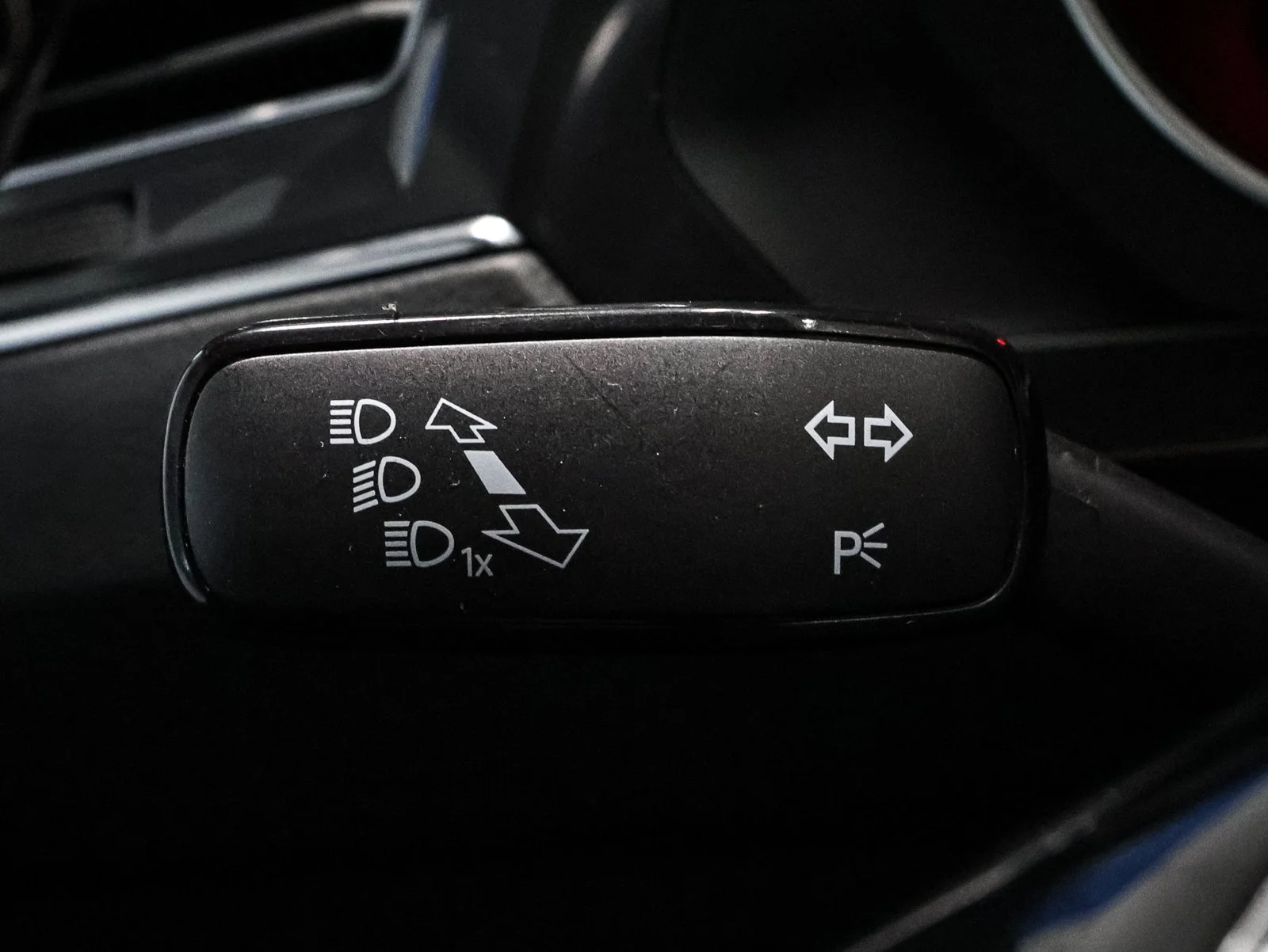 2021 Volkswagen Tiguan SE R-LINE BLACK - Photo 36