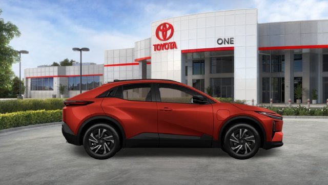 New 2027 Tandoori Toyota  SE image 15