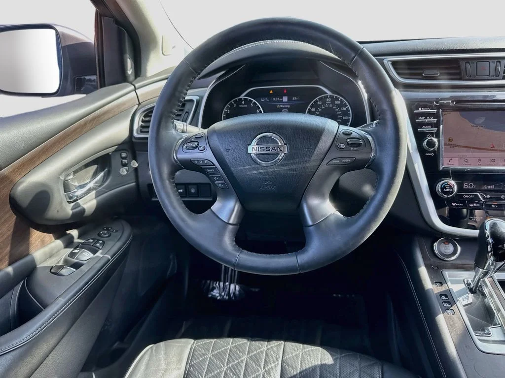 Used 2020 Silver Nissan Platinum image 24