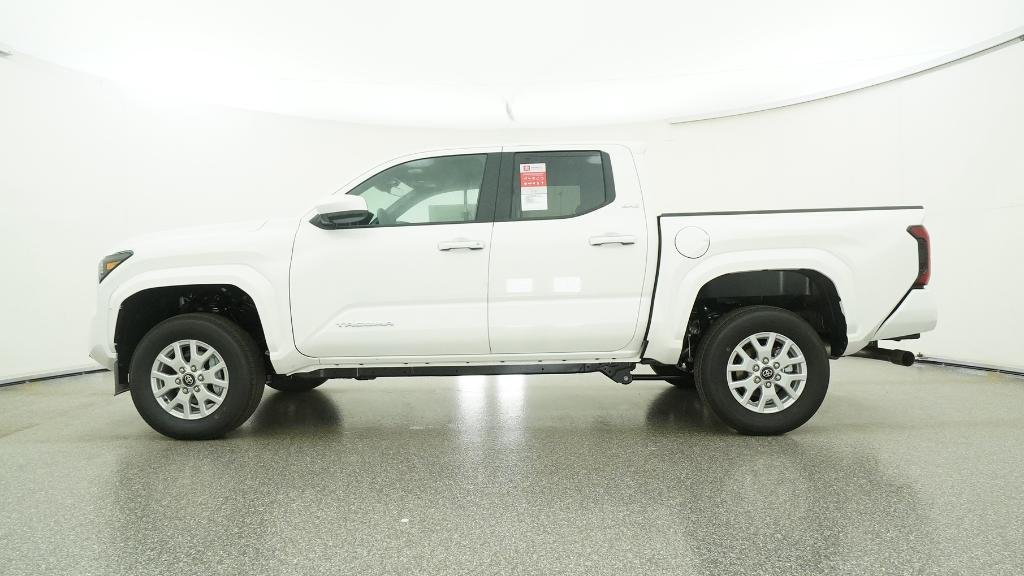 2026 Toyota Tacoma SR5 - Photo 14