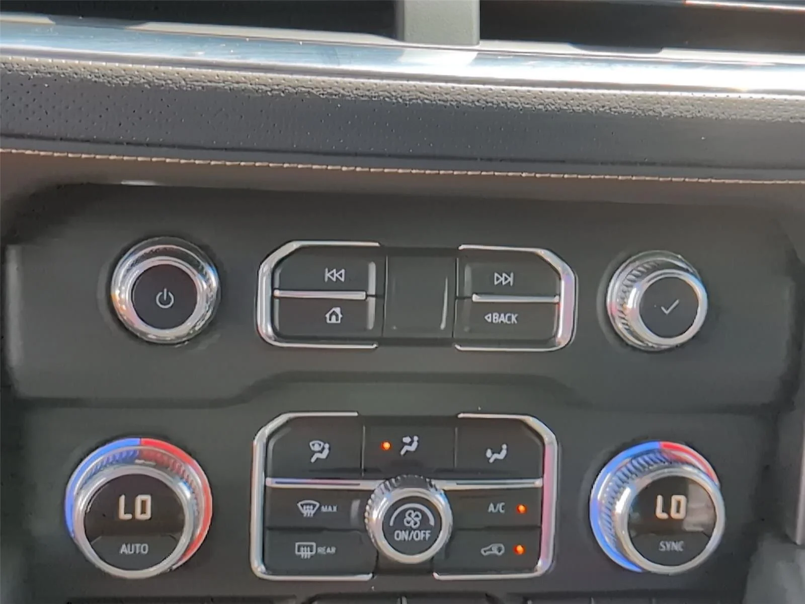 Used 2021 MIDNIGHT BLUE METALLIC GMC AT4 image 25