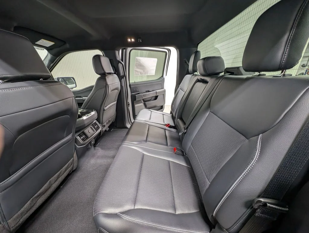 New 2026 Oxford White Ford Lariat® image 18
