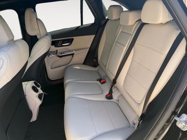 New 2026 Obsidian Black Metallic Mercedes-Benz GLC 300 image 13