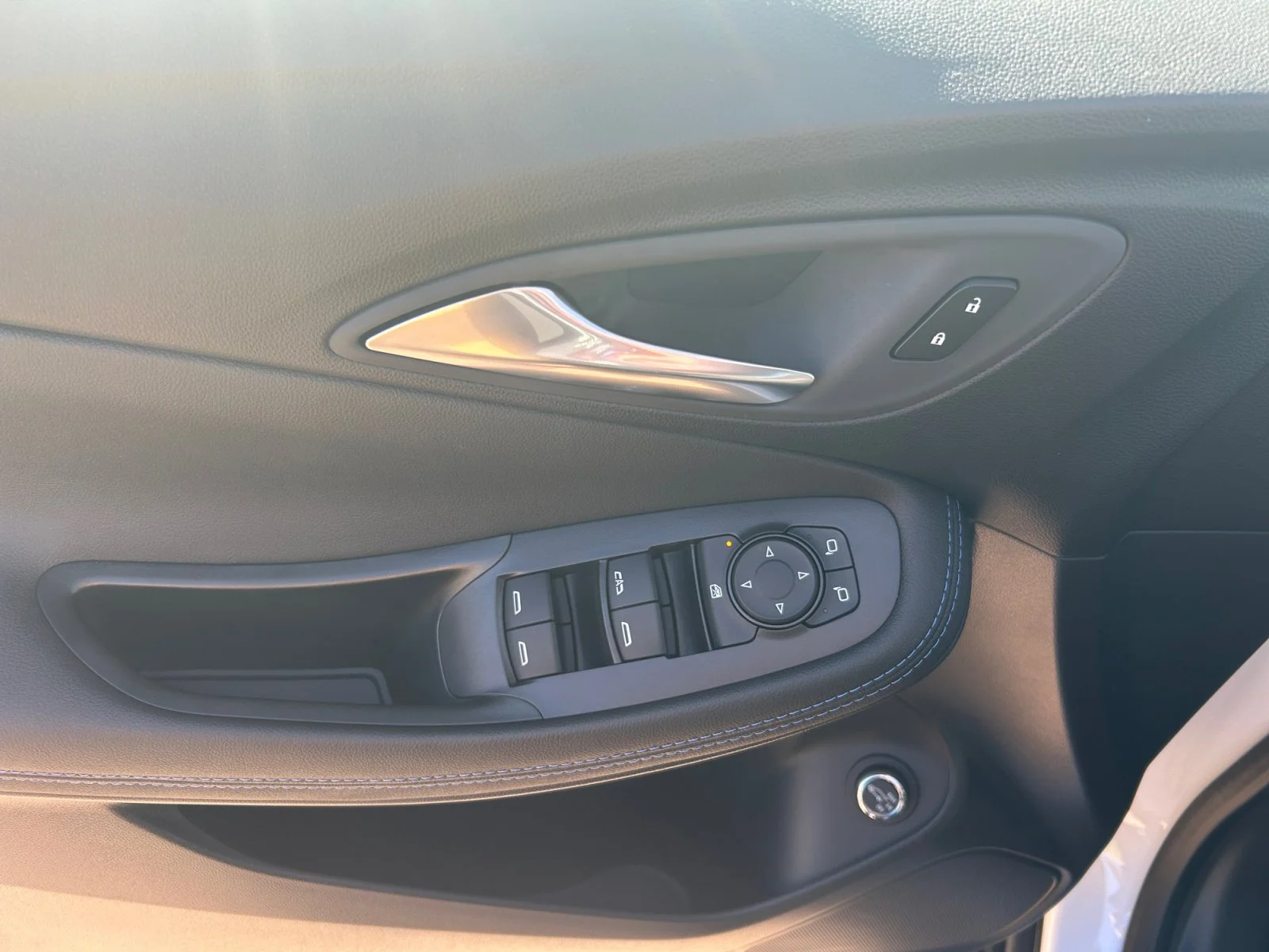 New 2026 Summit White Buick Sport Touring AWD image 17