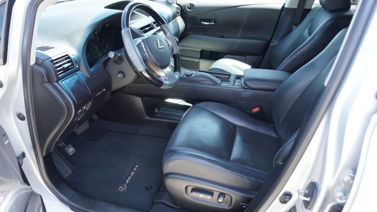 Used 2015 Silver Lexus  image 10