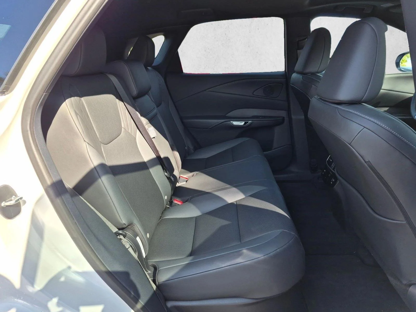 Certified Used 2025 Eminent White Pearl Lexus RX 350 image 19