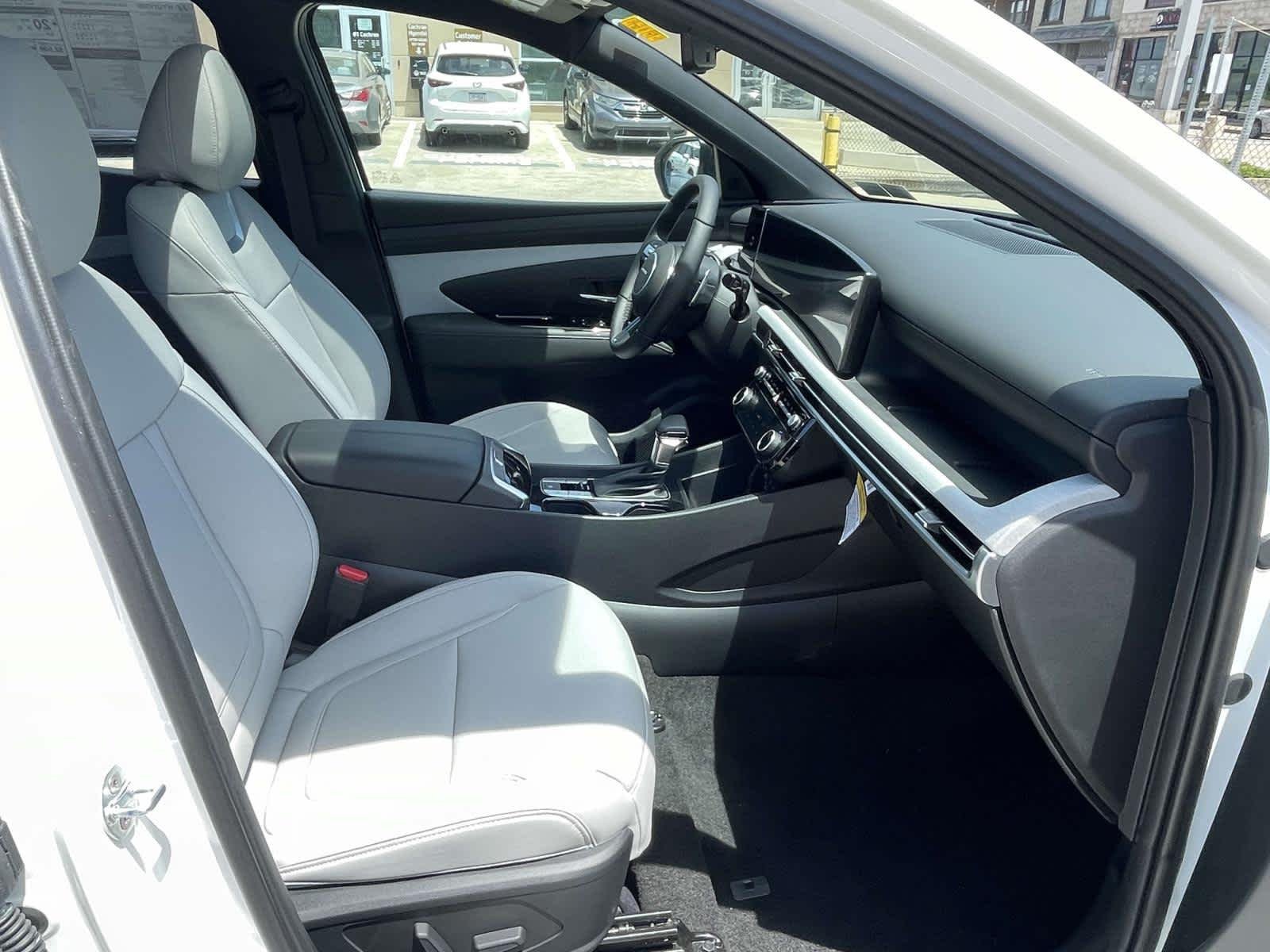 New 2026 Atlas White Hyundai Limited image 21