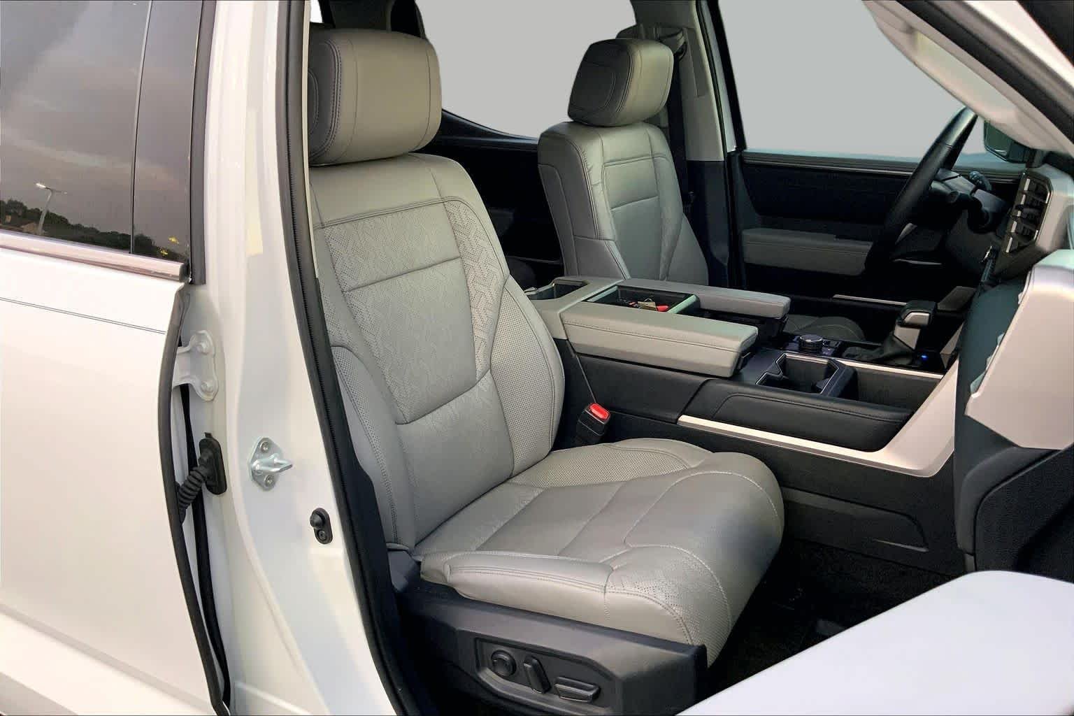 Used 2023 Ice Cap Toyota Limited image 9