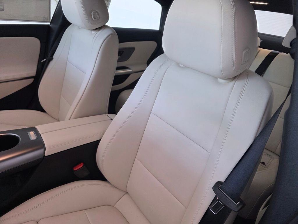 New 2027 Polar White Mercedes-Benz CLA 350 image 8