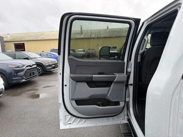 New 2026 Avalanche Gray Ford F-350® XLT image 48