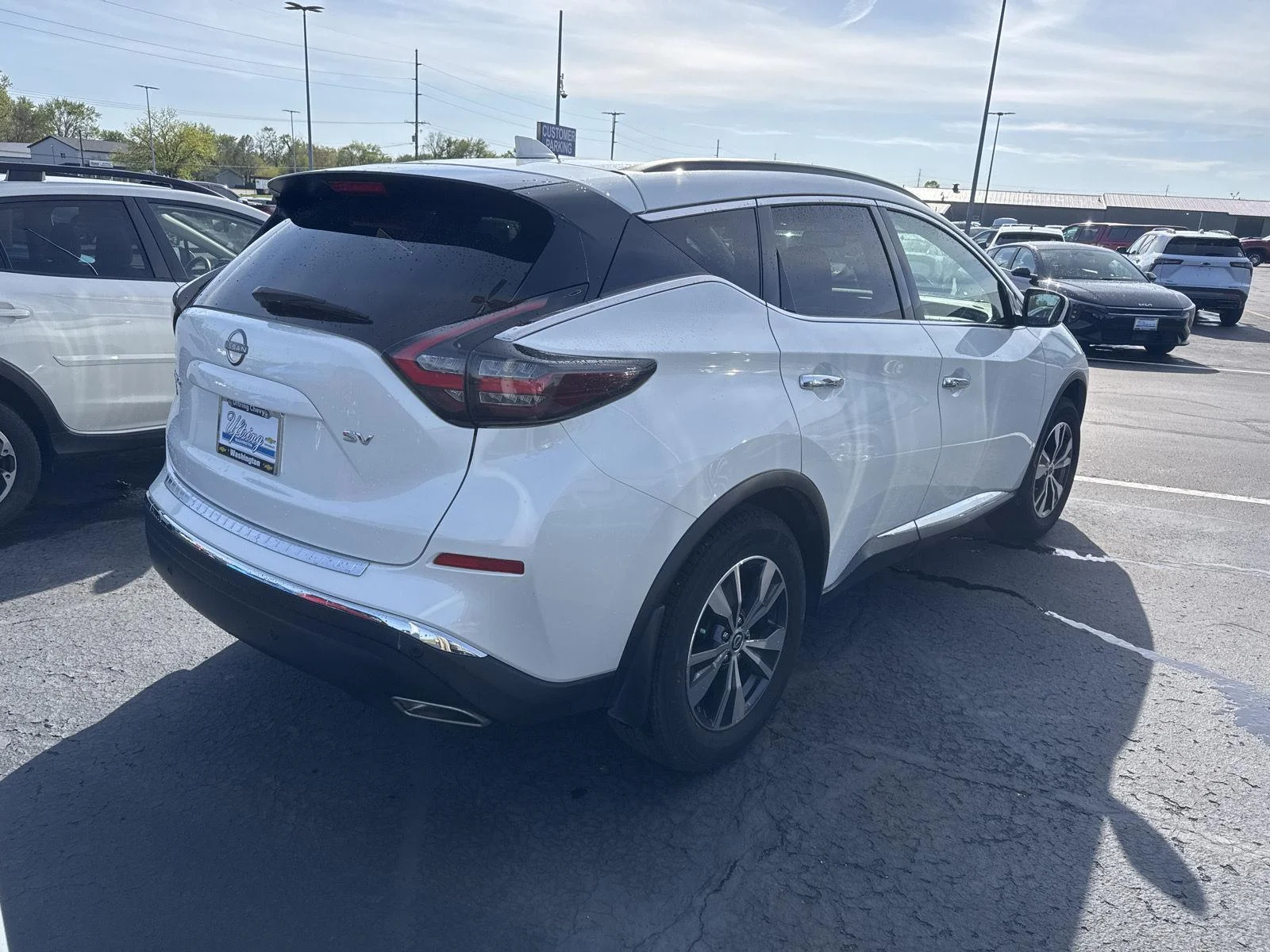 Used 2024 White Nissan SV FWD image 3