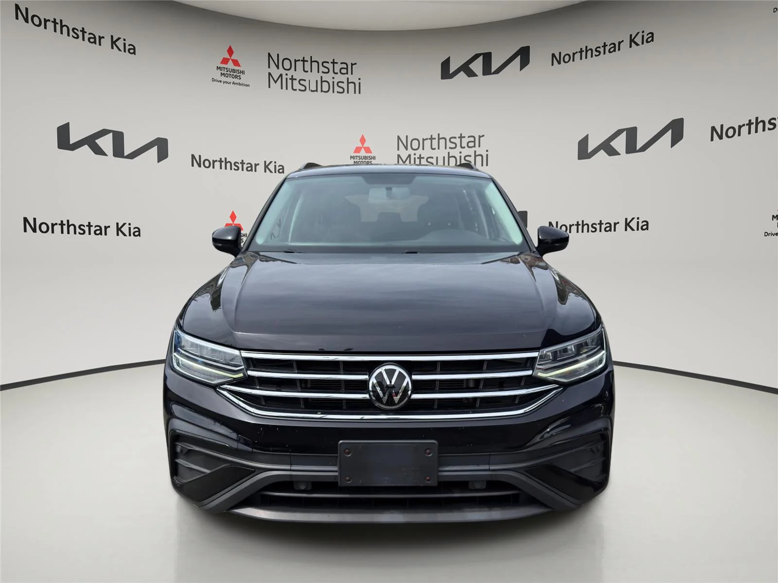 Used 2022 BLACK VOLKSWAGEN  image 6