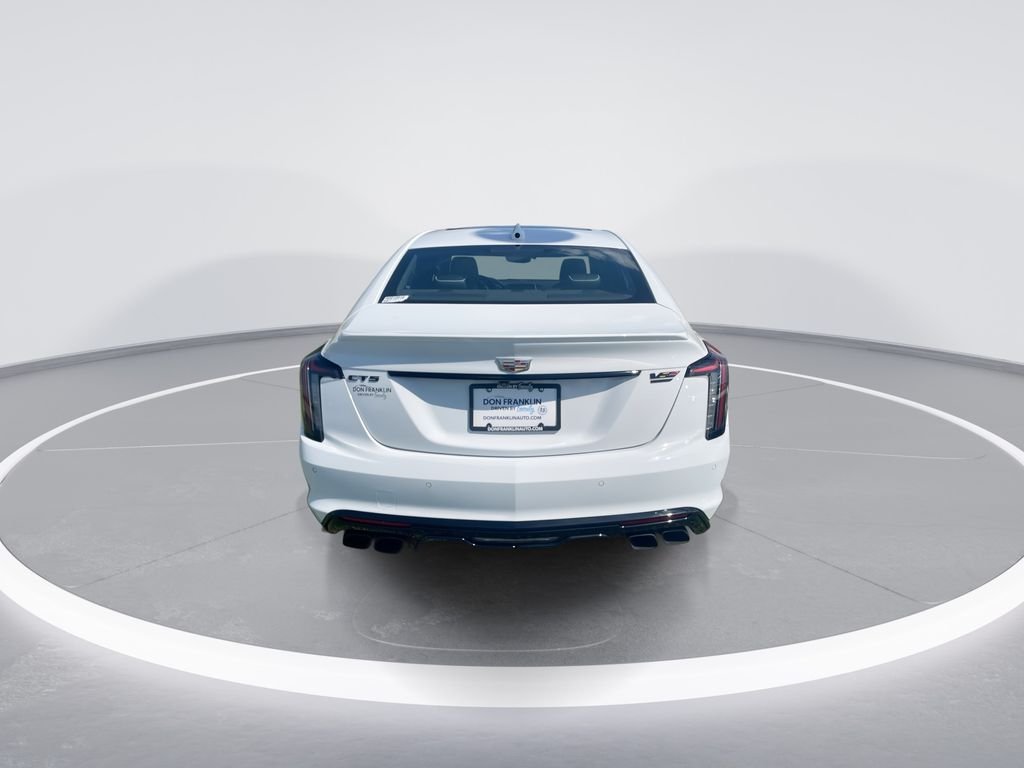 Used 2024 White Cadillac V-Series image 7