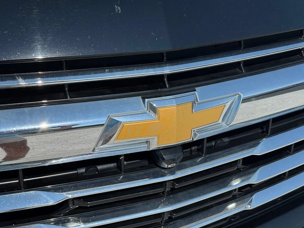 Used 2025 Black Chevrolet LT image 9
