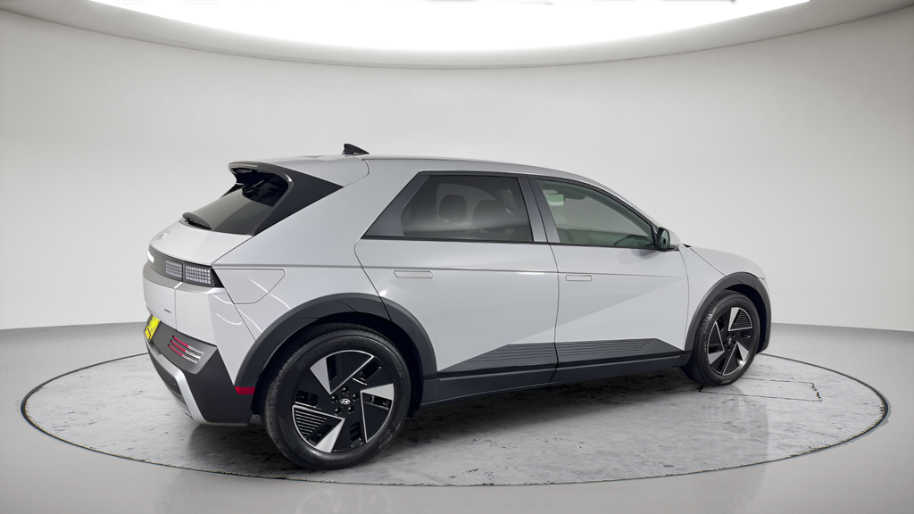 New 2026 Gray Hyundai SE image 3