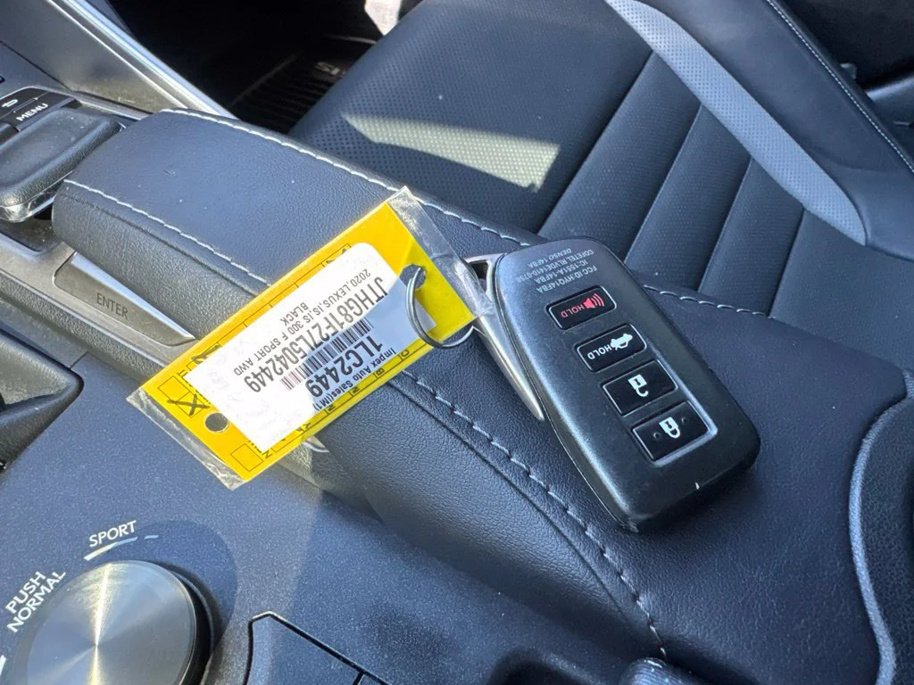 Used 2020 Black Lexus 300 image 29