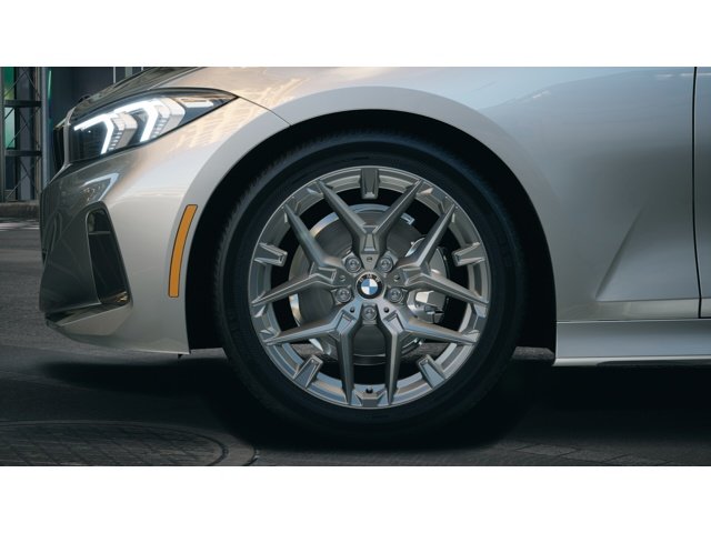 New 2026 Skyscraper Grey Metallic BMW  image 7