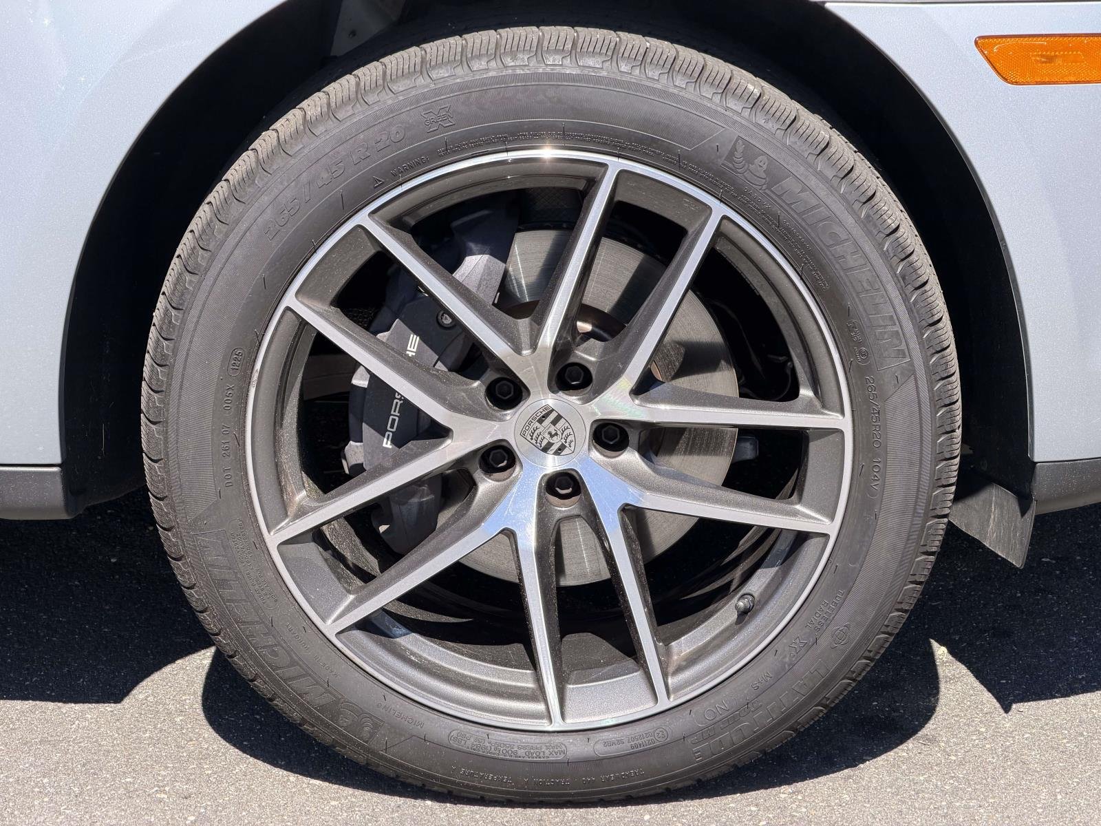 2026 Porsche Macan - Photo 13