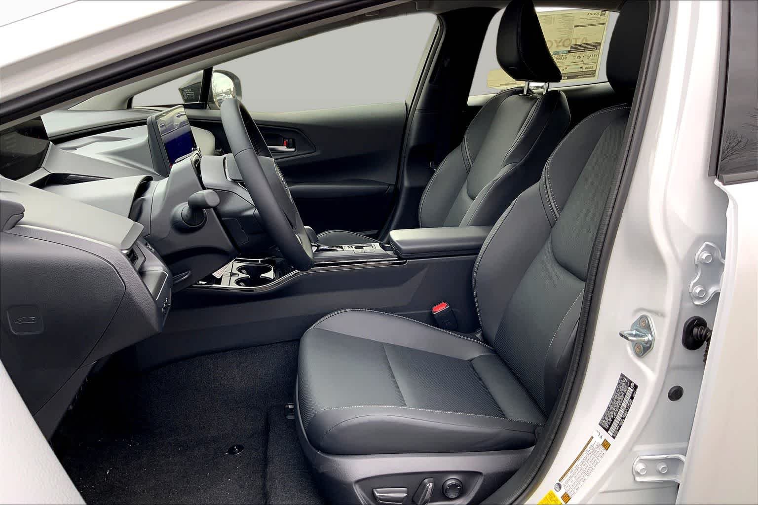 2026 Toyota Prius Plug-in Hybrid Nightshade - Photo 9