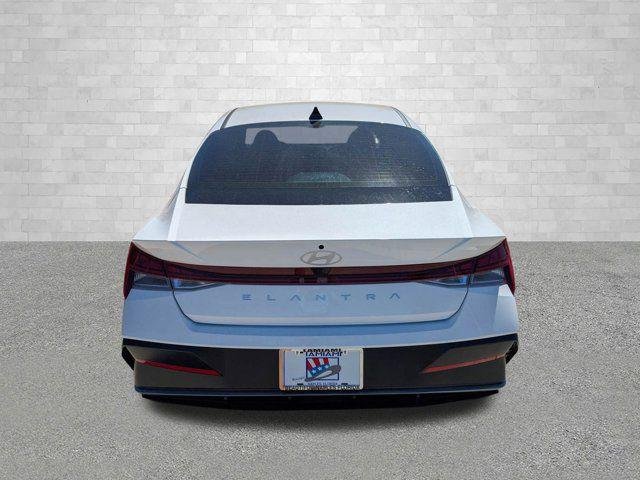2025 Hyundai Elantra SEL - Photo 30