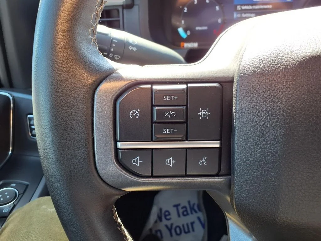 Used 2025 Black Ford XLT image 14