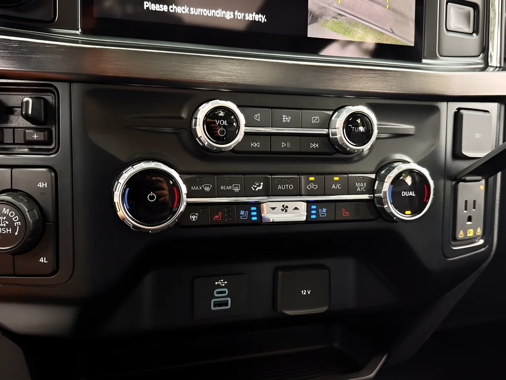 Used 2023 Black Ford Lariat image 13