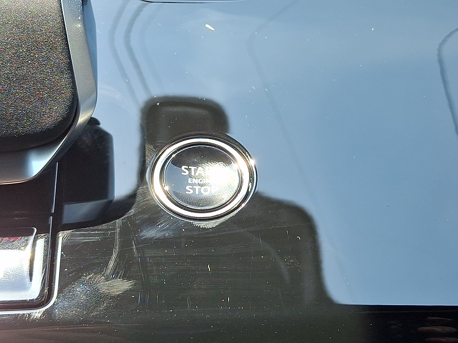 New 2026 Fuji White Land Rover P400 Dynamic SE image 20