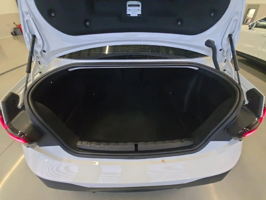 Used 2024 White BMW 230i xDrive image 29