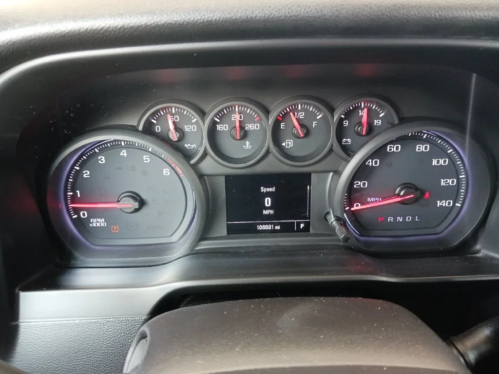 Used 2019 SUMMIT WHITE Chevrolet Work Truck image 18