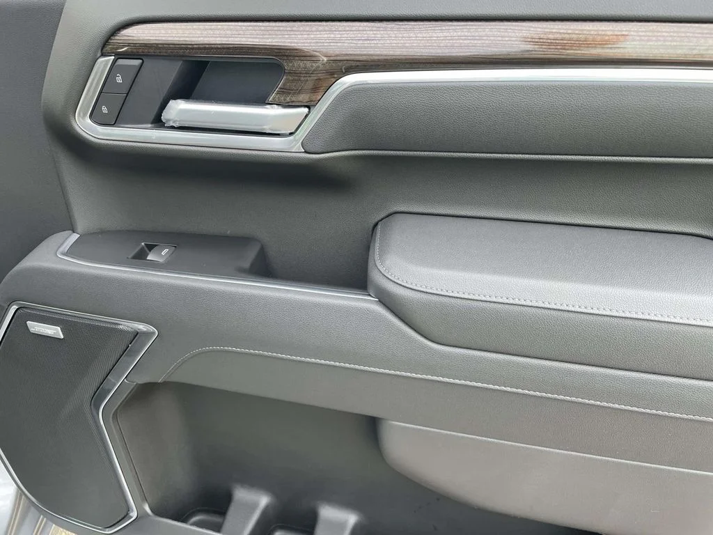 New 2026 Sterling Gray Metallic Chevrolet RST image 8