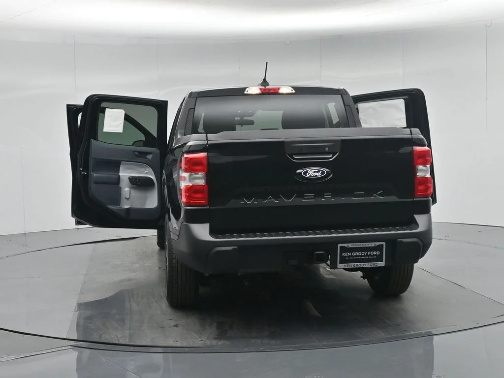New 2026 Black Ford XLT image 52