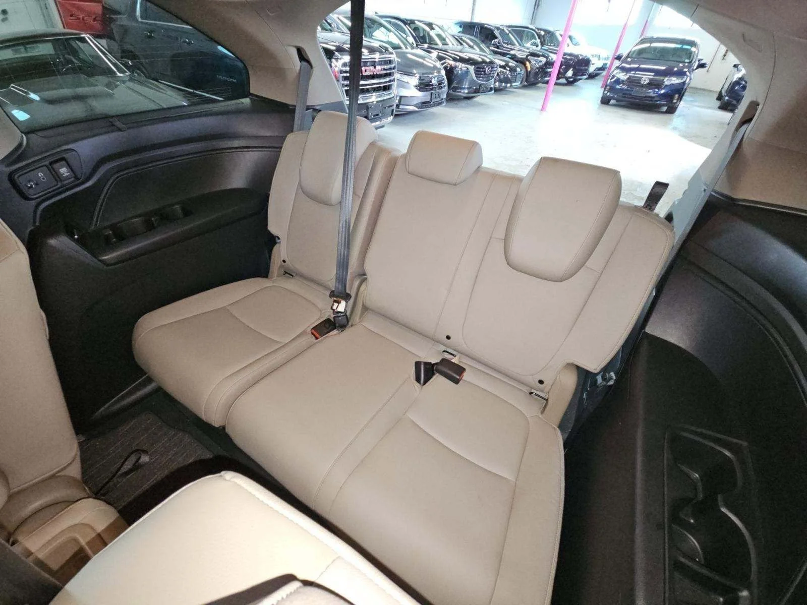 2024 Honda Odyssey Touring - Photo 21