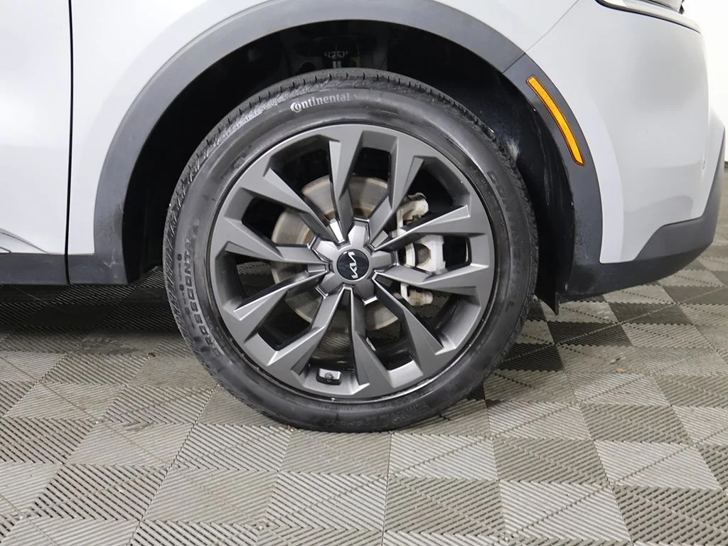 Used 2023 Gray Kia X-Line SX Prestige image 24