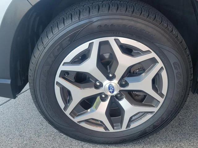 Certified Used 2020 Silver Subaru Premium image 6