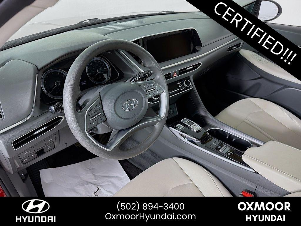 Used 2023 Ultimate Red Hyundai SEL image 9
