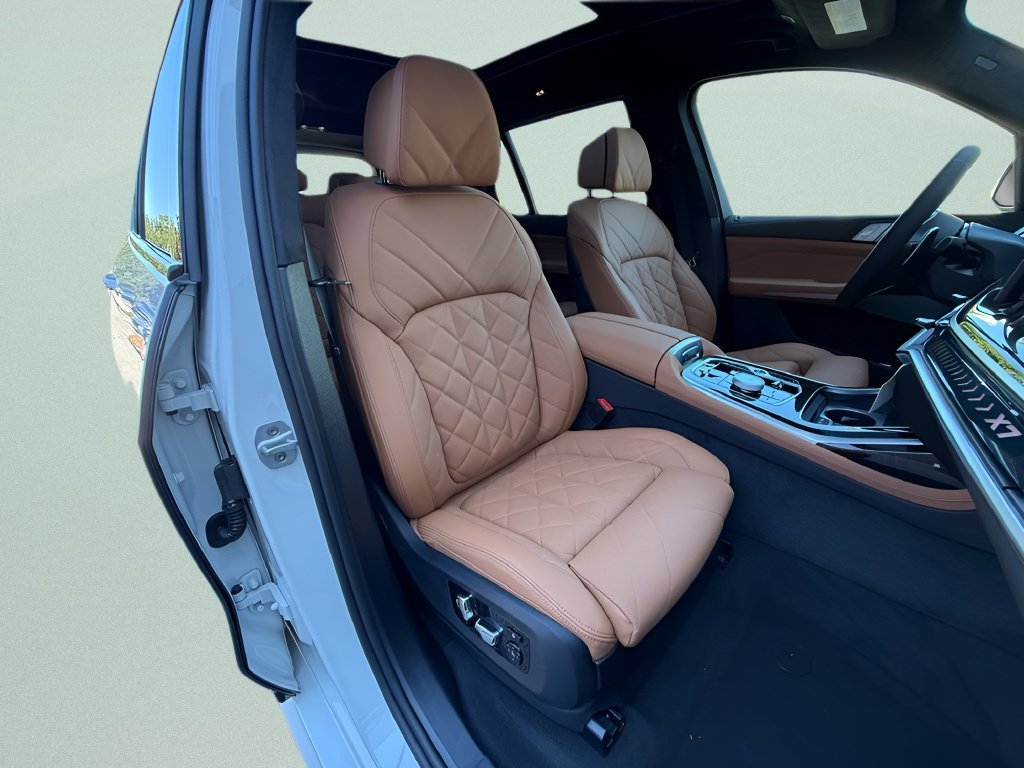 New 2027 Mineral White Metallic BMW xDrive40i image 26