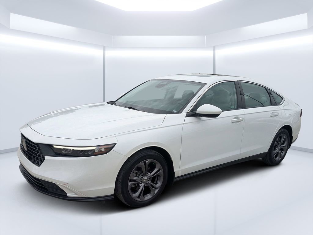 Used 2023  Honda EX image 7